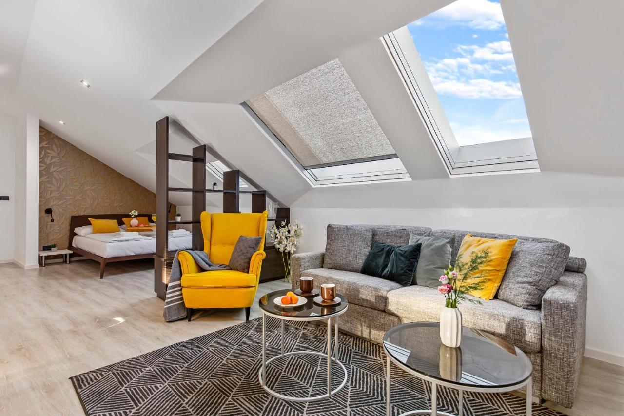 Apartments Rijeka In Екстериор снимка